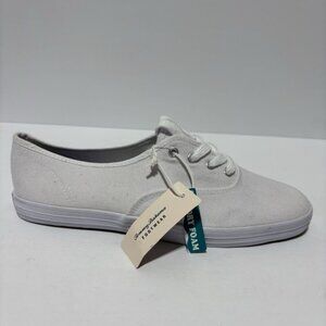 Tommy Bahama Women’s White Canvas Sneakers, Size 9 M